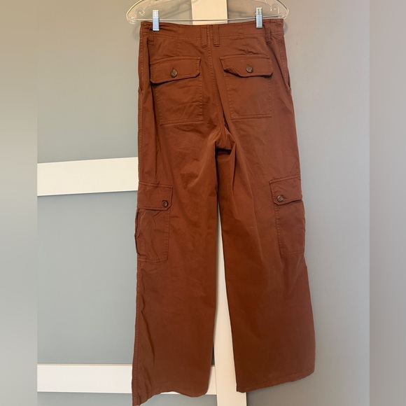 BP High-waisted Twill Cargo in Caramel - Picture 5 of 6